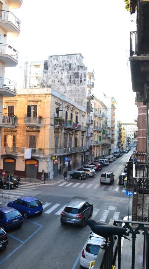 Casa Vacanza Federica Бари Экстерьер фото